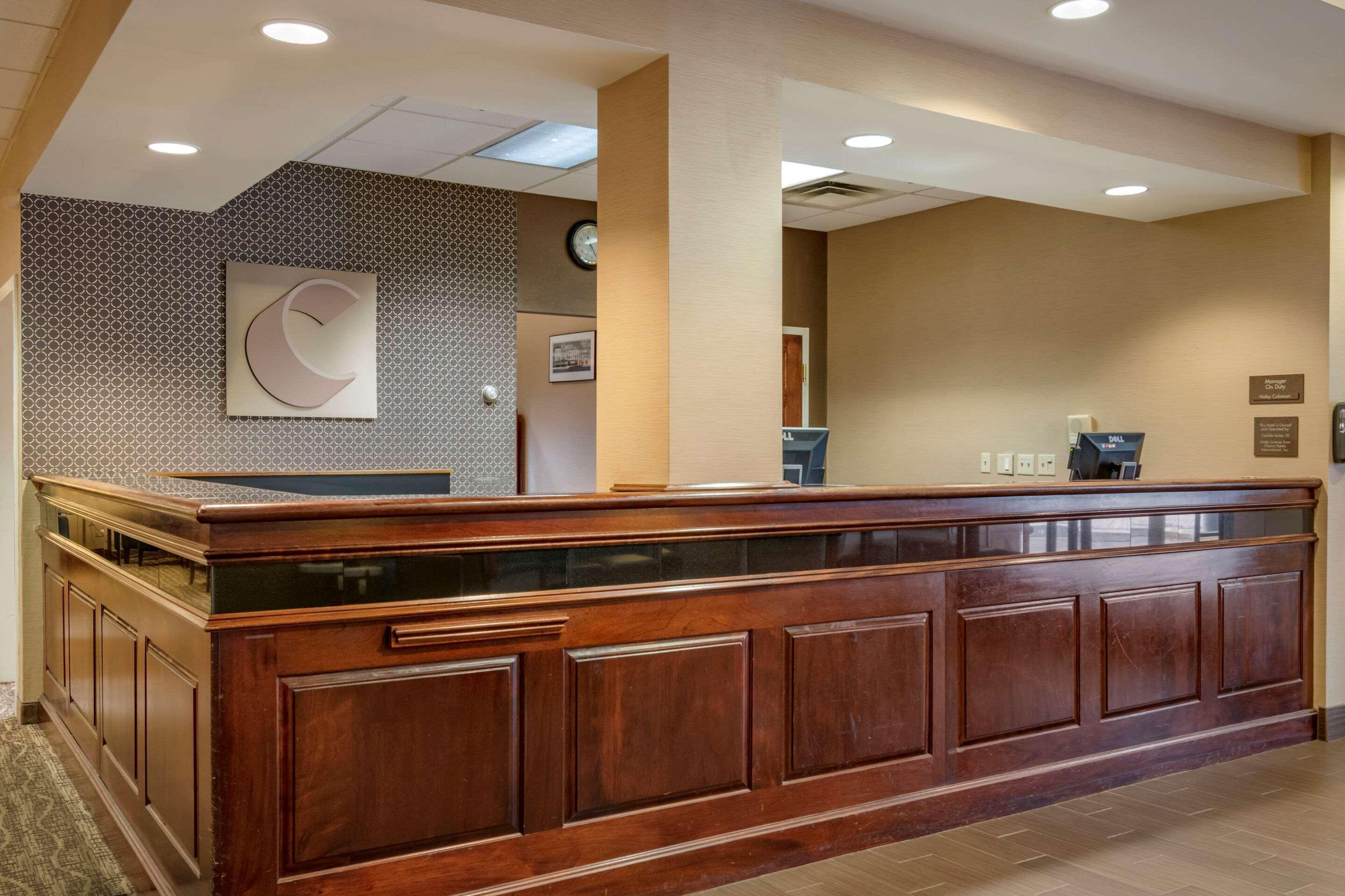 Comfort Suites Downtown Carlisle Exterior foto