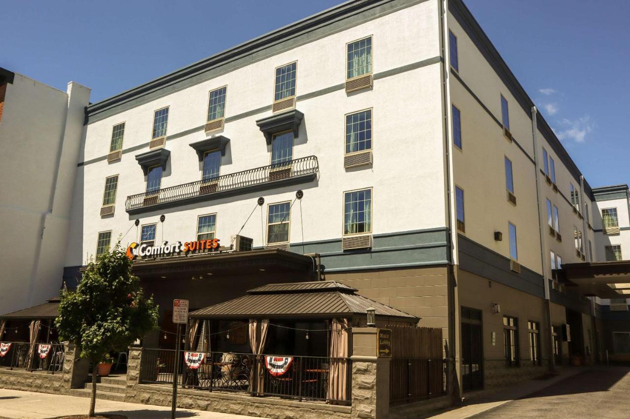 Comfort Suites Downtown Carlisle Exterior foto